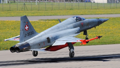 Photo ID 98376 by Daniel Bredner. Switzerland Air Force Northrop F 5E Tiger II, J 3030