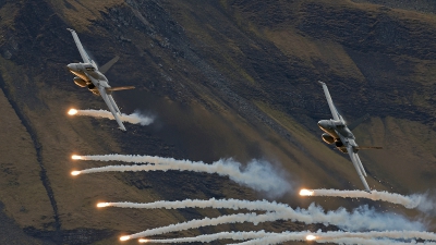 Photo ID 108045 by Martin Thoeni - Powerplanes. Switzerland Air Force McDonnell Douglas F A 18C Hornet, J 5008