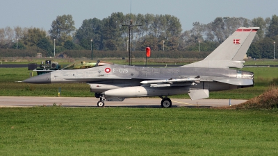 Photo ID 146957 by Jan Eenling. Denmark Air Force General Dynamics F 16AM Fighting Falcon, E 075
