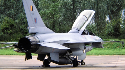 Photo ID 147267 by Arie van Groen. Belgium Air Force General Dynamics F 16B Fighting Falcon, FB 16