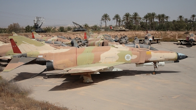 Photo ID 18923 by Andreas Zeitler - Flying-Wings. Israel Air Force McDonnell Douglas F 4E Phantom II,  