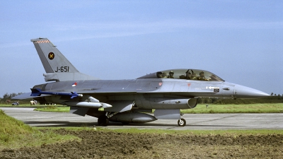 Photo ID 168407 by Joop de Groot. Netherlands Air Force General Dynamics F 16B Fighting Falcon, J 651