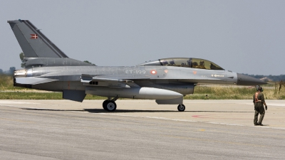 Photo ID 23121 by Roberto Bianchi. Denmark Air Force General Dynamics F 16BM Fighting Falcon, ET 199