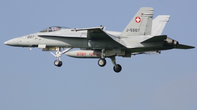 Photo ID 224221 by Arie van Groen. Switzerland Air Force McDonnell Douglas F A 18C Hornet, J 5007