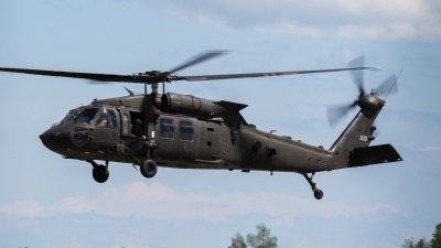 Photo ID 229971 by Arthur Bijster. USA Army Sikorsky UH 60M Black Hawk S 70A, 09 20223
