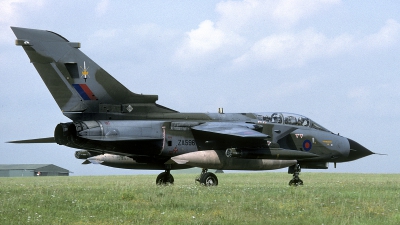 Photo ID 235764 by Joop de Groot. UK Air Force Panavia Tornado GR1, ZA596
