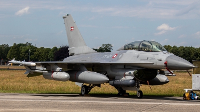 Photo ID 237140 by Jan Eenling. Denmark Air Force General Dynamics F 16BM Fighting Falcon, ET 612