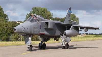 Photo ID 27110 by Stuart Thurtle. UK Air Force Sepecat Jaguar GR3, XZ109