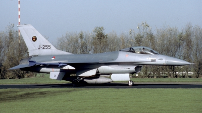 Photo ID 250986 by Joop de Groot. Netherlands Air Force General Dynamics F 16A Fighting Falcon, J 255