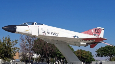 Photo ID 271364 by D. A. Geerts. USA Air Force McDonnell Douglas F 4D Phantom II, 64 0952