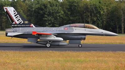 Photo ID 51154 by Jimmy van Drunen. Denmark Air Force General Dynamics F 16BM Fighting Falcon, ET 204