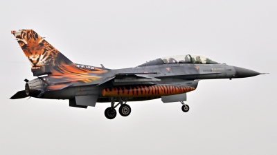 Photo ID 59268 by Bart Hoekstra. T rkiye Air Force General Dynamics F 16D Fighting Falcon, 93 0696
