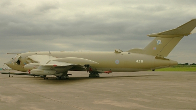 Photo ID 10087 by Jeff Spiers. UK Air Force Handley Page Victor K2 HP 80, XL231