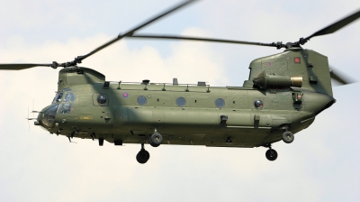 Photo ID 10262 by Tim Felce. UK Air Force Boeing Vertol Chinook HC2 CH 47D, ZD983