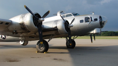 Photo ID 10299 by Cory W. Watts. Private Private Boeing B 17G Flying Fortress 299P, N5017N