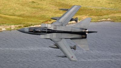 Photo ID 10490 by Neil Dunridge. UK Air Force Panavia Tornado GR4, ZA543