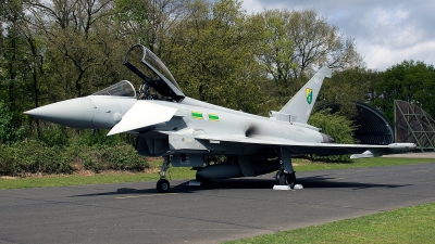 Photo ID 83496 by Jan Eenling. UK Air Force Eurofighter Typhoon F2, ZJ922