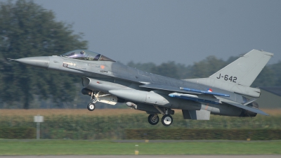 Photo ID 83770 by Peter Emmert. Netherlands Air Force General Dynamics F 16AM Fighting Falcon, J 642
