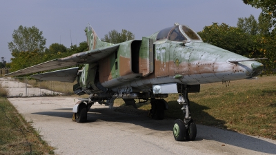 Photo ID 83638 by Peter Terlouw. Bulgaria Air Force Mikoyan Gurevich MiG 23BN, 50