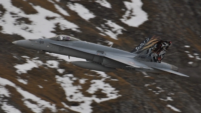 Photo ID 85087 by Martin Thoeni - Powerplanes. Switzerland Air Force McDonnell Douglas F A 18C Hornet, J 5011