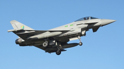 Photo ID 86769 by Mike Griffiths. UK Air Force Eurofighter Typhoon FGR4, ZJ916