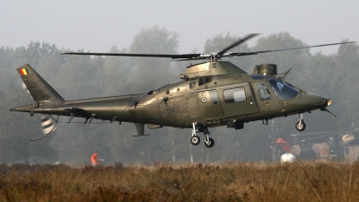 Photo ID 88183 by Niels Roman / VORTEX-images. Belgium Army Agusta A 109HA A 109BA, H40