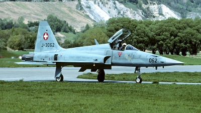 Photo ID 89647 by Carl Brent. Switzerland Air Force Northrop F 5E Tiger II, J 3062