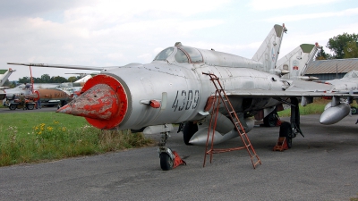 Photo ID 90663 by Roman Mr.MiG. Slovakia Air Force Mikoyan Gurevich MiG 21MF, 4309