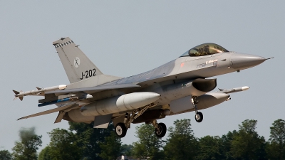 Photo ID 90618 by Jan Eenling. Netherlands Air Force General Dynamics F 16AM Fighting Falcon, J 202