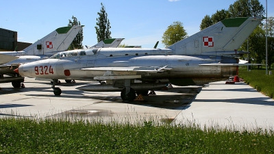 Photo ID 90826 by Stephan Sarich. Poland Air Force Mikoyan Gurevich MiG 21UM, 9324