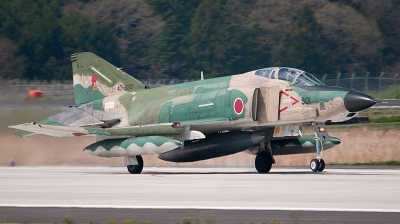 Photo ID 91355 by Pieter Stroobach. Japan Air Force McDonnell Douglas RF 4E Phantom II, 47 6901