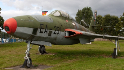 Photo ID 91446 by Jan Eenling. Germany Air Force Republic RF 84F Thunderflash, EA 251
