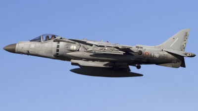 Photo ID 92761 by Chris Lofting. Italy Navy McDonnell Douglas AV 8B Harrier ll, MM7222