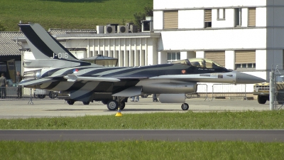 Photo ID 93615 by Martin Thoeni - Powerplanes. Netherlands Air Force General Dynamics F 16AM Fighting Falcon, J 016