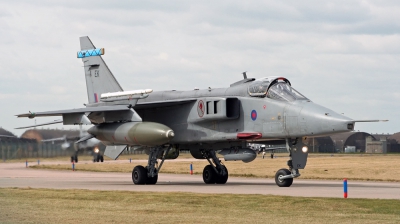 Photo ID 93753 by Chris Albutt. UK Air Force Sepecat Jaguar GR3A, XX752