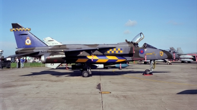 Photo ID 94214 by John Higgins. UK Air Force Sepecat Jaguar GR1A, XZ112