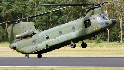 Photo ID 94339 by Robin Coenders / VORTEX-images. Netherlands Air Force Boeing Vertol CH 47D Chinook, D 103