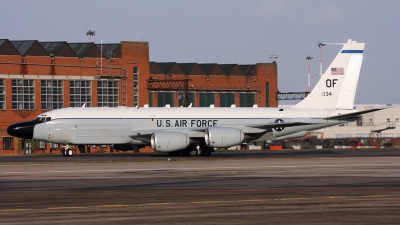 Photo ID 94970 by PAUL CALLAGHAN. USA Air Force Boeing RC 135W Rivet Joint 717 158, 62 4134