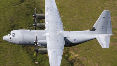 Photo ID 96041 by Chris Lofting. UK Air Force Lockheed Martin Hercules C5 C 130J L 382, ZH889