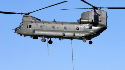 Photo ID 12276 by Tim Felce. UK Air Force Boeing Vertol Chinook HC2 CH 47D, ZH775
