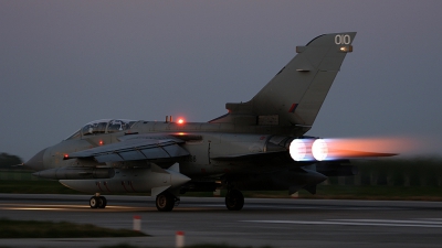 Photo ID 12285 by John Higgins. UK Air Force Panavia Tornado GR4A, ZA398