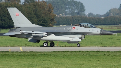 Photo ID 96419 by Arie van Groen. Denmark Air Force General Dynamics F 16AM Fighting Falcon, E 107