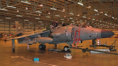 Photo ID 12594 by Jeremy Gould. UK Navy British Aerospace Sea Harrier FA 2, ZE690