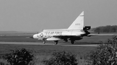 Photo ID 99821 by rob martaré. USA Air Force Convair F 102A Delta Dagger 8 10, 56 1032