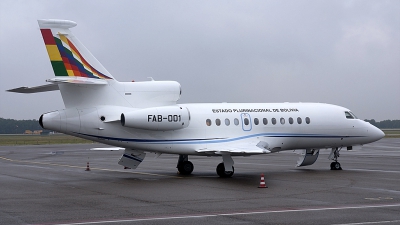 Photo ID 100749 by rob martaré. Bolivia Air Force Dassault Falcon 900EX, FAB 001