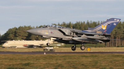 Photo ID 12965 by Andy Walker. UK Air Force Panavia Tornado GR4, ZG756