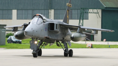 Photo ID 1305 by Robin Powney. UK Air Force Sepecat Jaguar GR3A, XZ392