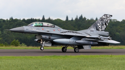 Photo ID 102818 by Markus Schrader. Norway Air Force General Dynamics F 16BM Fighting Falcon, 692