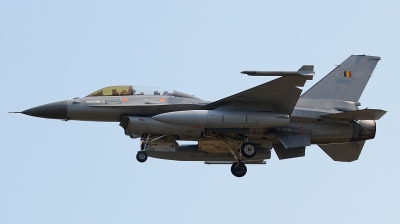 Photo ID 103046 by kristof stuer. Belgium Air Force General Dynamics F 16BM Fighting Falcon, FB 24