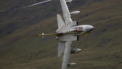 Photo ID 103866 by Neil Bates. UK Air Force Panavia Tornado GR4, ZD850